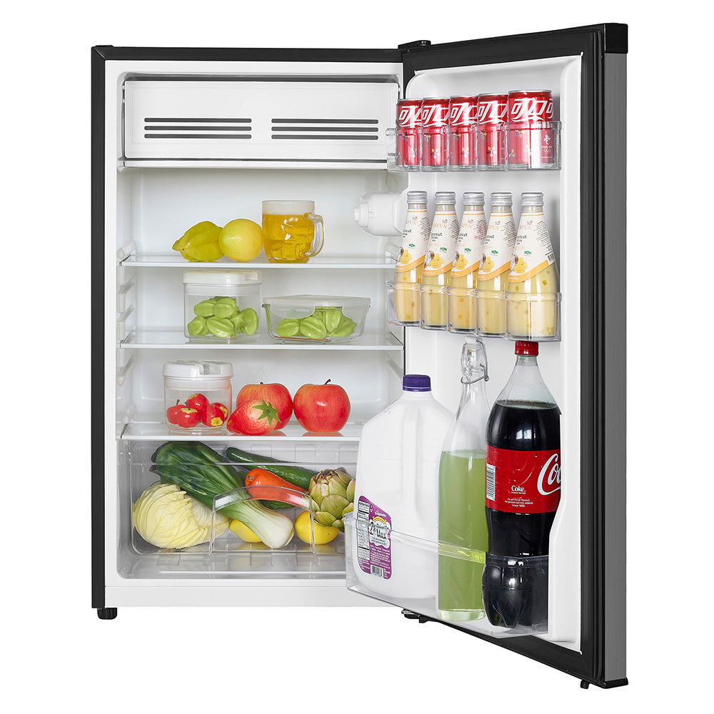 Magic Chef 4.4 Cubic Ft Refrigerator/Freezer (Black)